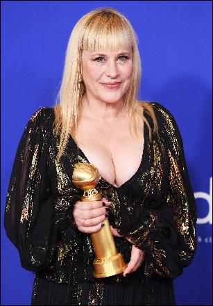 Patricia-Arquette-Golden-Globes (1600x2296, 582 kБ...)